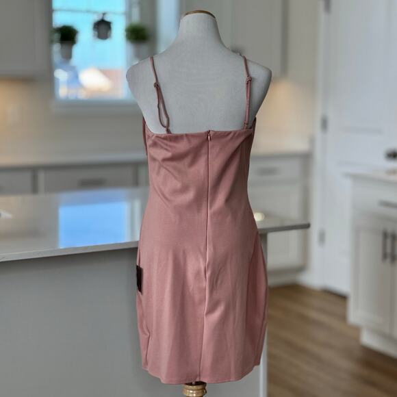 Lulu's | NWT Drinks on Me Mauve Pink Sleeveless Pleated Bodycon Dress - Picture 4 of 7